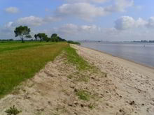 Badestelle 'Weserstrand Kleinensiel' (Foto: Landkreis Wesermarsch)