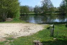 Badestelle 'Alveser See / Eitzendorf' (Foto: Landkreis Nienburg/Weser, Fachdienst Hygiene und Umwelt)